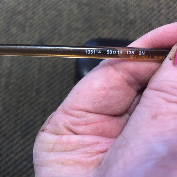 Micheal Kors Gold Frame sunglasses with case - Picture 4 of 8